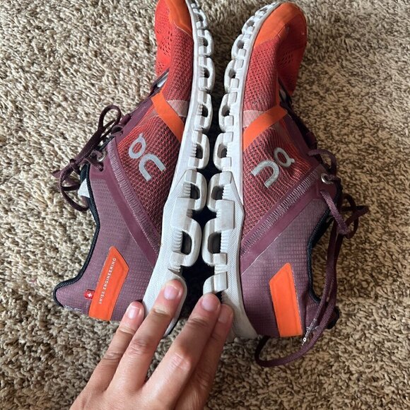 On Running Cloudflow sneakers in Flare Dawn - Picture 6 of 8